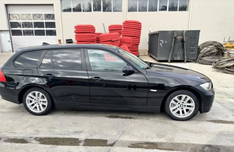 BMW 318 318D, снимка 2 - Автомобили и джипове - 48239707