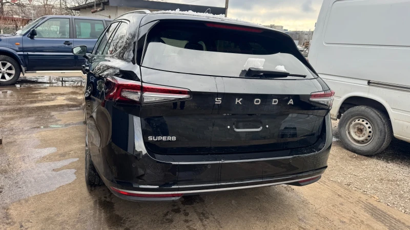 Skoda Superb 2024 Skoda Superb Combi 1.5 TSI mHEV 110kW L&K, снимка 14 - Автомобили и джипове - 52911736