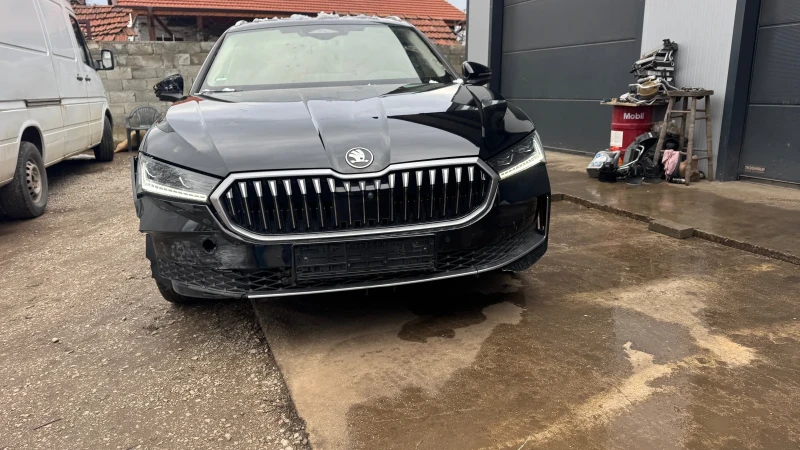 Skoda Superb 2024 Skoda Superb Combi 1.5 TSI mHEV 110kW L&K, снимка 12 - Автомобили и джипове - 52911736