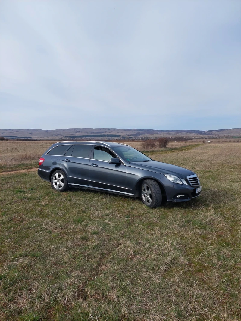 Mercedes-Benz E 350 Е350 4matic LPG, снимка 3 - Автомобили и джипове - 49243113