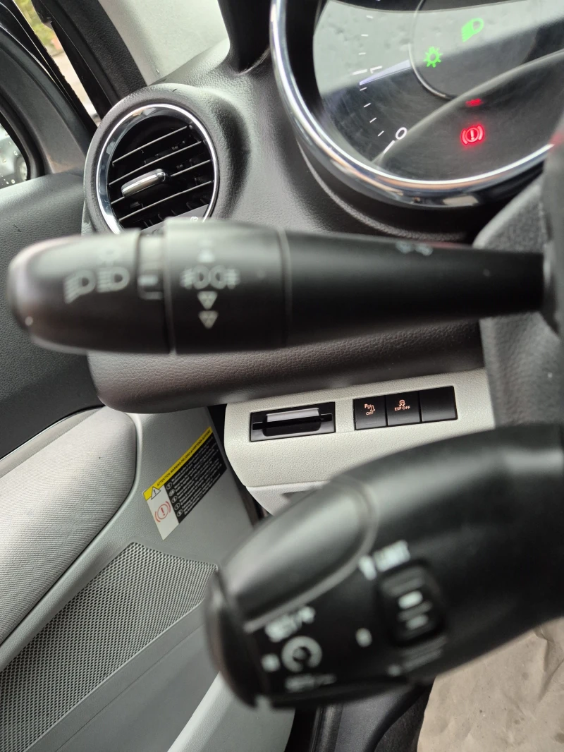 Peugeot 5008 2.0 HDI, снимка 15 - Автомобили и джипове - 50055745