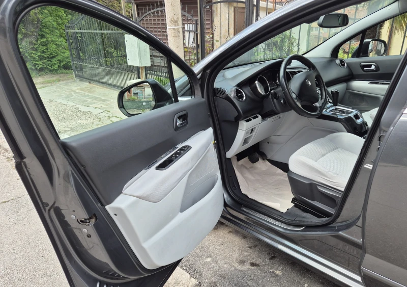 Peugeot 5008 2.0 HDI, снимка 10 - Автомобили и джипове - 50055745