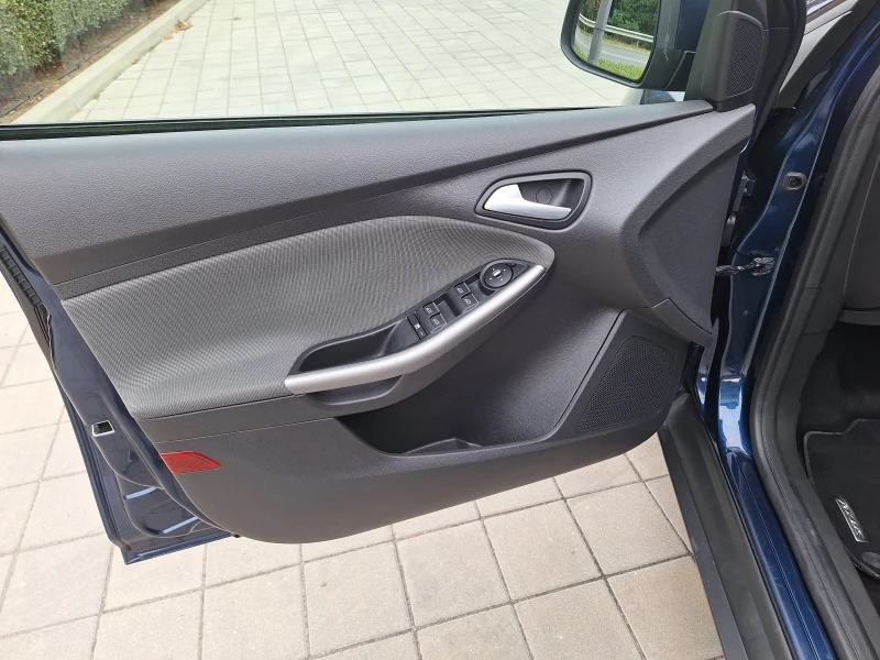 Ford Focus 1.6TDCI Euro5 Navi!, снимка 5 - Автомобили и джипове - 51836309