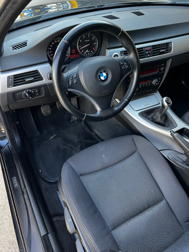 BMW 318 i 2008 год. 143к.с., снимка 9 - Автомобили и джипове - 52461404