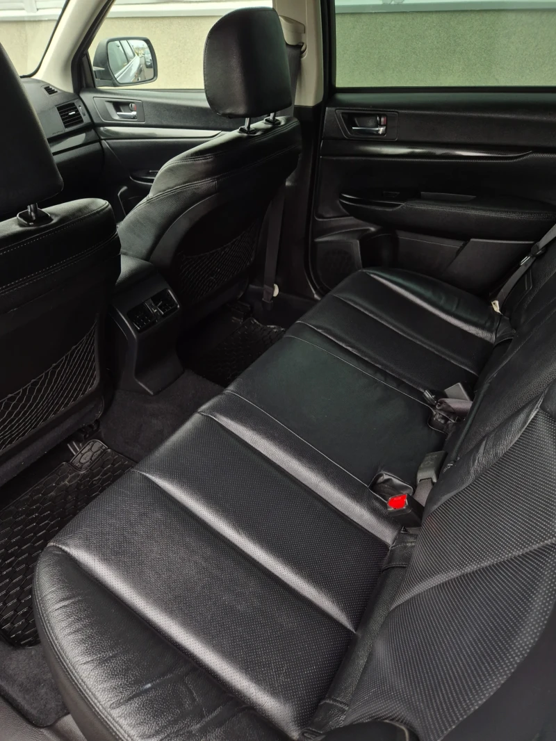 Subaru Legacy 2.5GT EXECUTIVE* СЕРВИЗНА ИСТОРИЯ , снимка 7 - Автомобили и джипове - 52596572