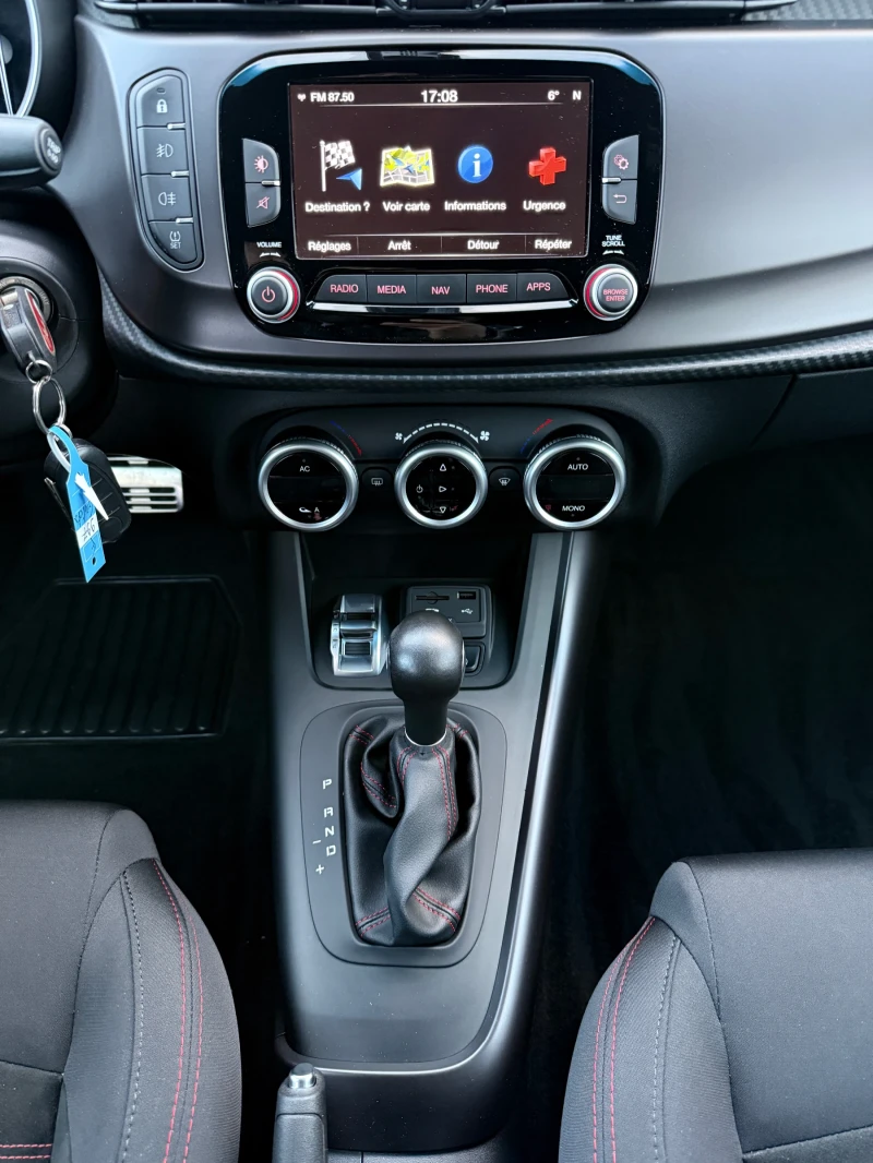 Alfa Romeo Giulietta 1.6 JTDm2 NAVI , снимка 16 - Автомобили и джипове - 53329078