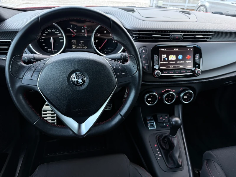 Alfa Romeo Giulietta 1.6 JTDm2 NAVI , снимка 15 - Автомобили и джипове - 53329078