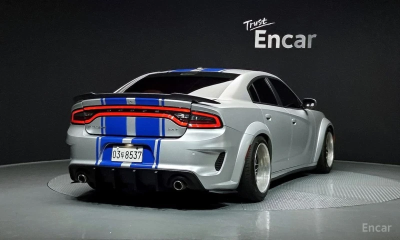 Dodge Charger, снимка 2 - Автомобили и джипове - 53432409