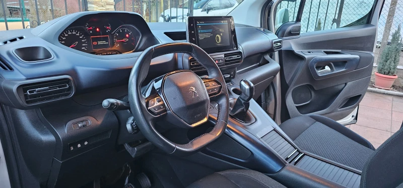 Peugeot Rifter Allure 1.5 HDI !!! АВТОМОБИЛ БЕЗ ЗАБЕЛЕЖКИ !!!, снимка 12 - Автомобили и джипове - 53452158