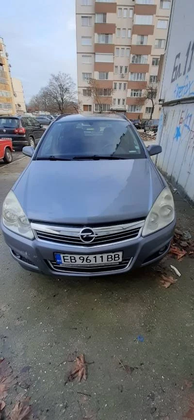 Opel Astra 1, 6 газ/бензин, снимка 1 - Автомобили и джипове - 49177558