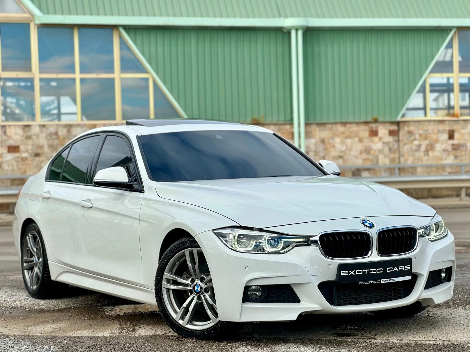 BMW 320 D ! RWD ! M Pack ! Digital ! B47 !, снимка 1