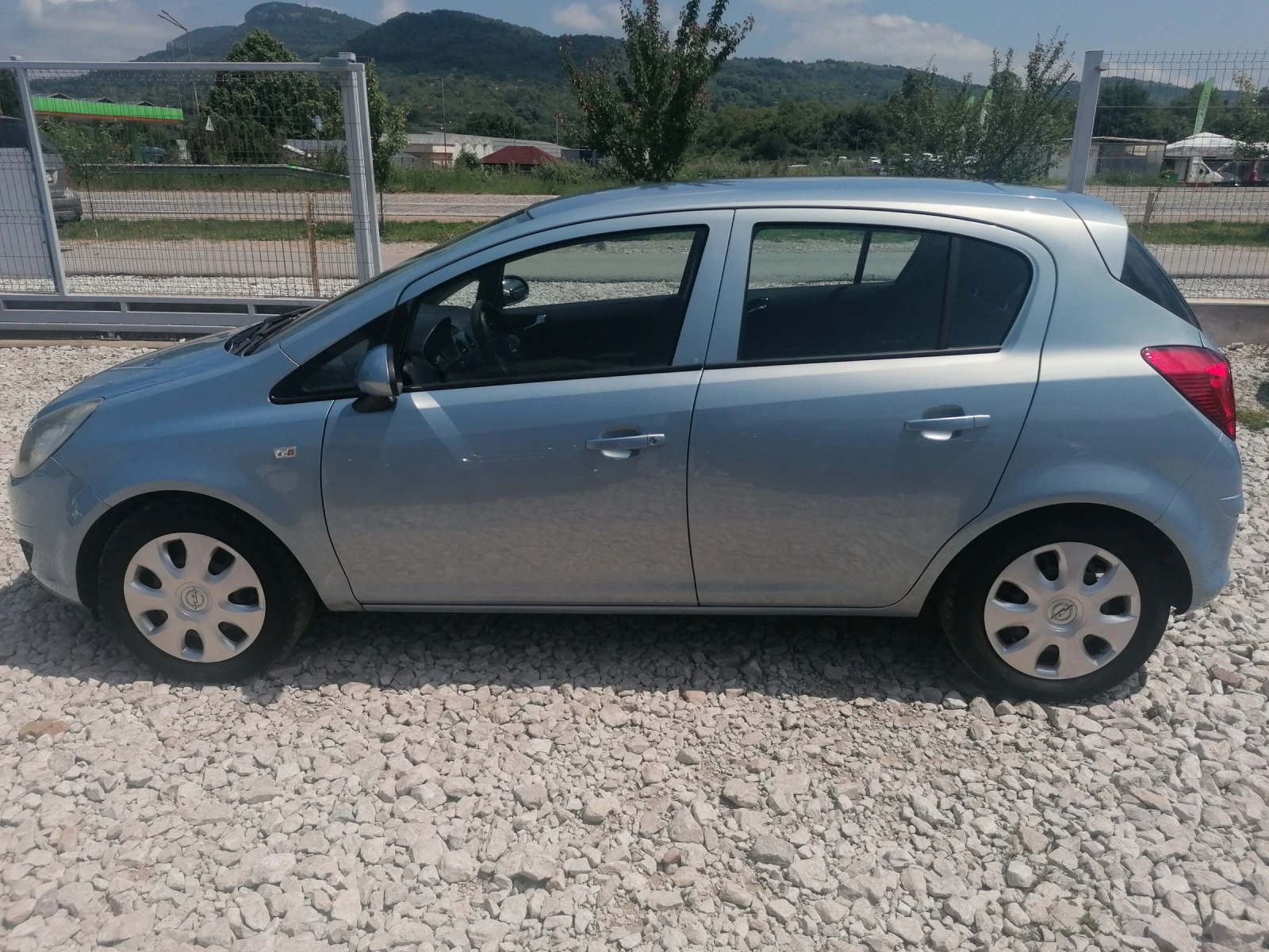 Opel Corsa ГАЗ Автоматик Март 2009, Хечбек, Употребяван автом - изображение 3