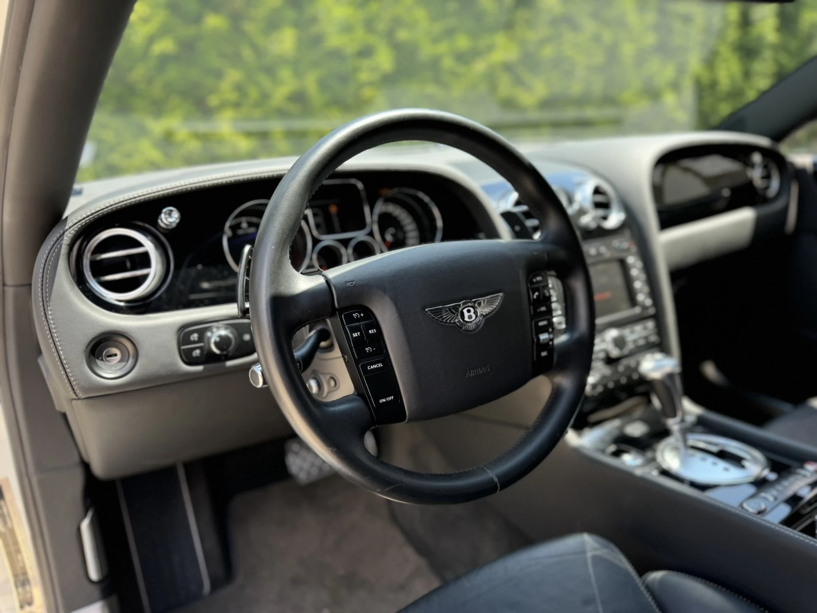 Bentley Flying Spur 6.0 W12 | Mobile.bg   13