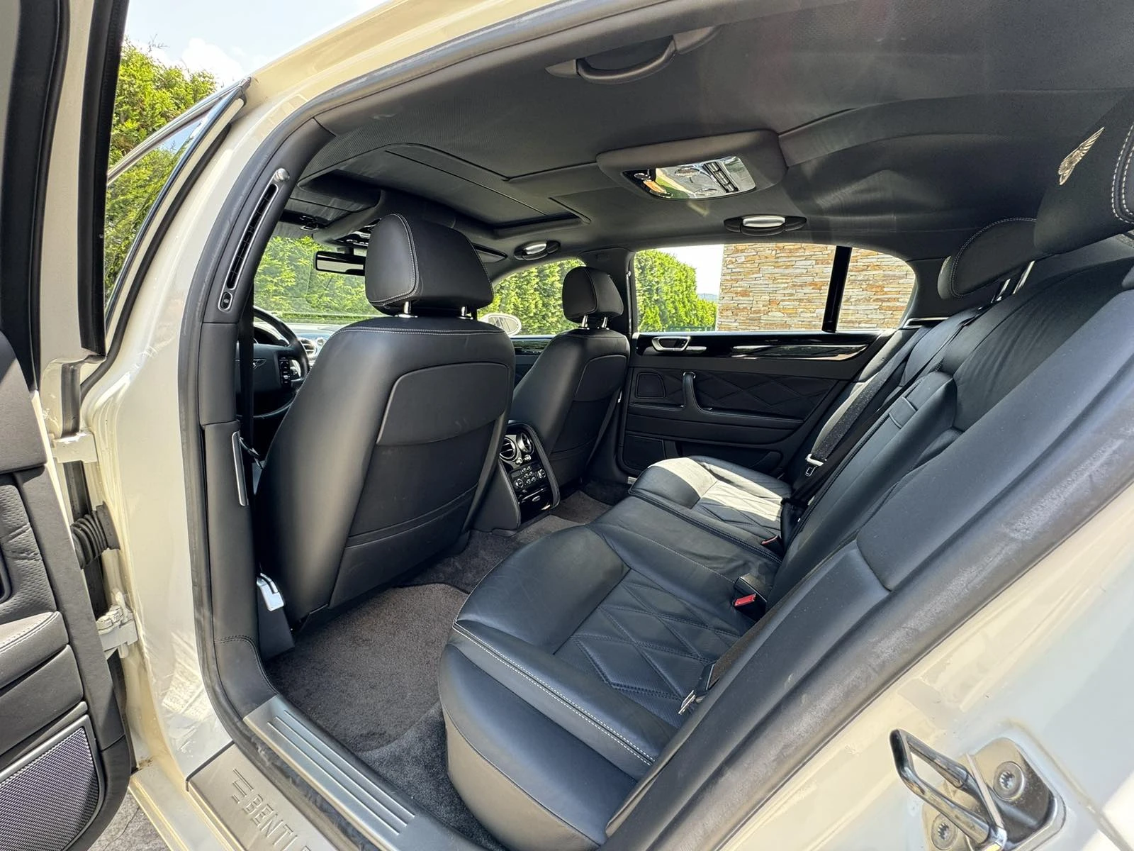 Bentley Flying Spur 6.0 W12 | Mobile.bg   15