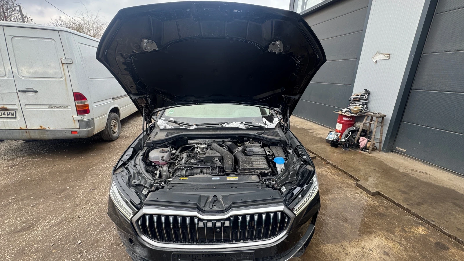 Skoda Superb 2024 Skoda Superb Combi 1.5 TSI mHEV 110kW L&K - изображение 8