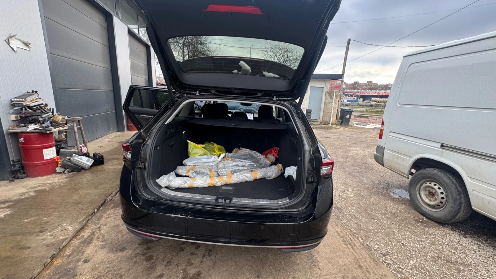 Skoda Superb 2024 Skoda Superb Combi 1.5 TSI mHEV 110kW L&K - изображение 9