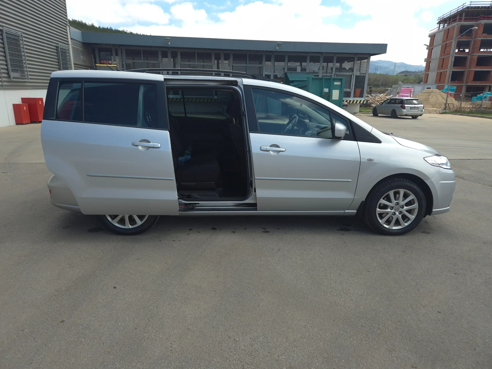 Mazda 5  - изображение 7