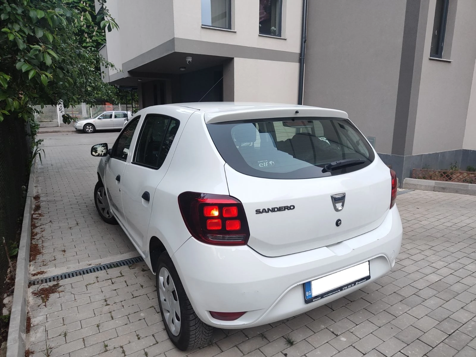 Dacia Sandero N1 с регистрация - изображение 2