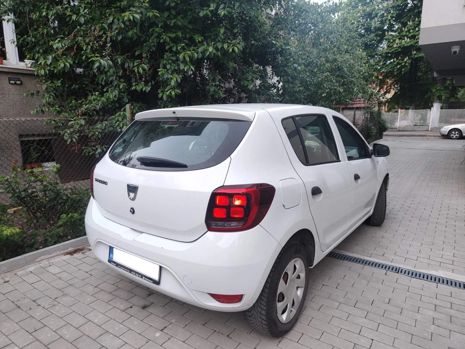 Dacia Sandero N1 с регистрация - изображение 3