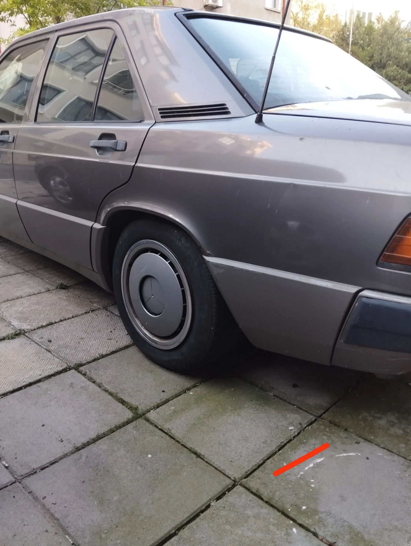 Mercedes-Benz 190 Е190D - изображение 5