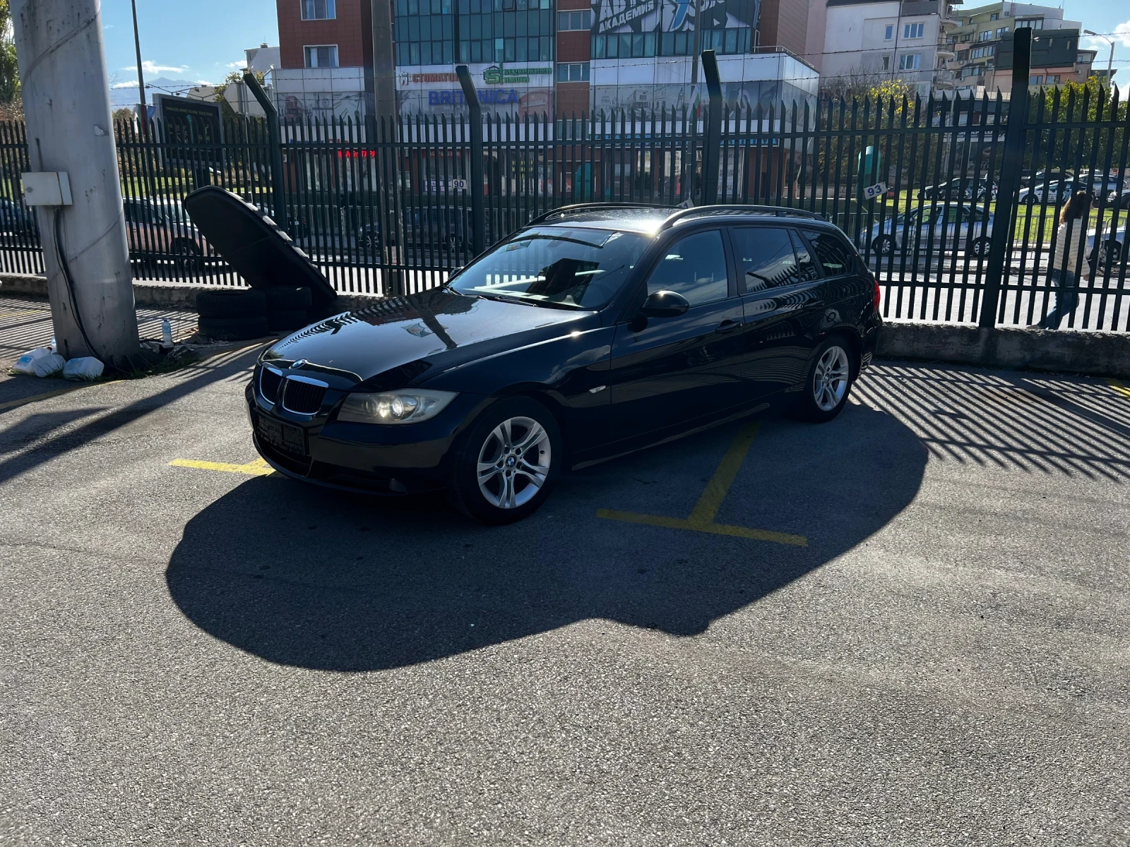 BMW 318 i 2008 год. 143к.с. | Mobile.bg — изображение 2