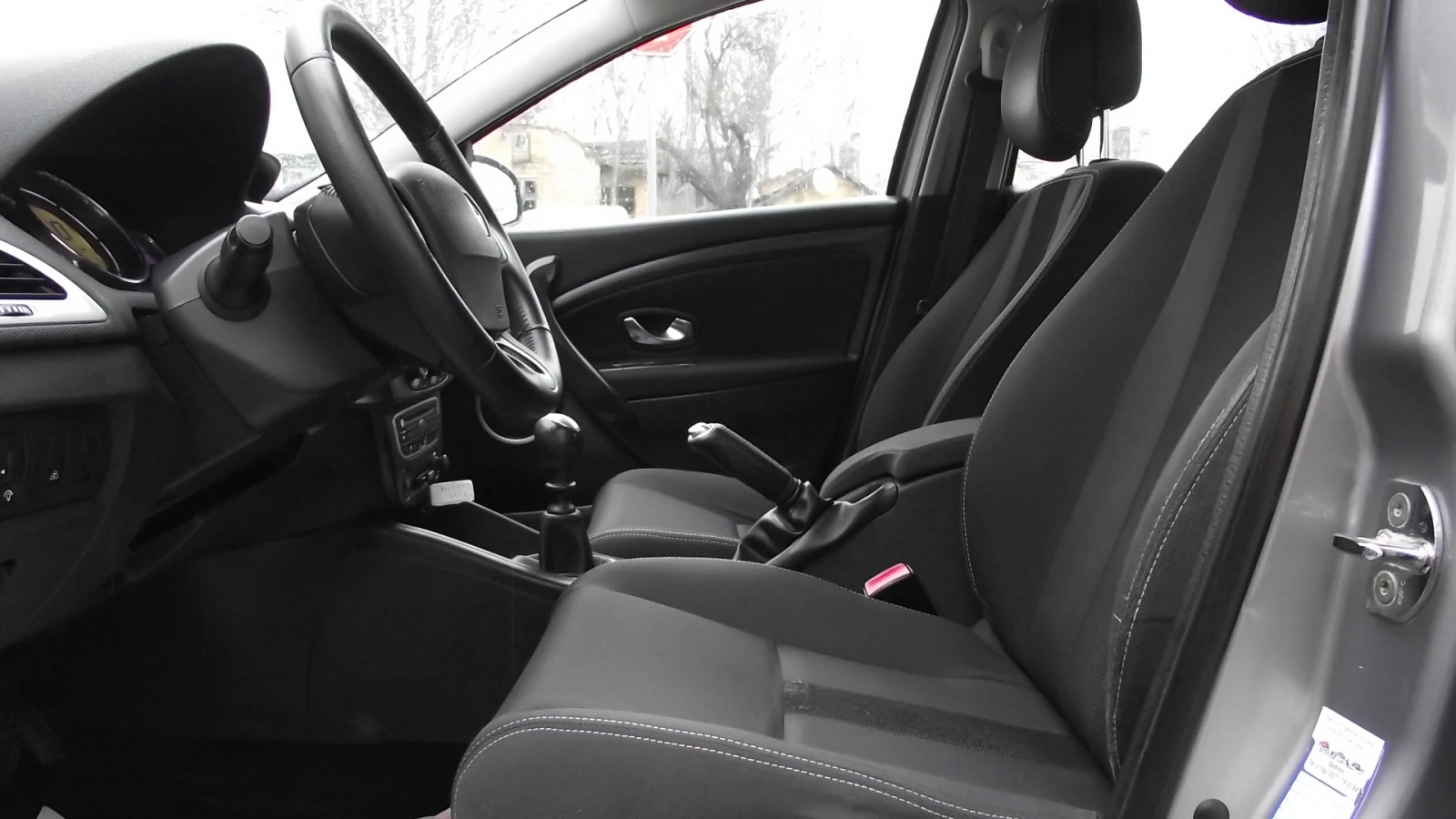 Renault Megane 1.6.i.110.k.c.6.speed.5.100 km. | Mobile.bg � ����������� 13