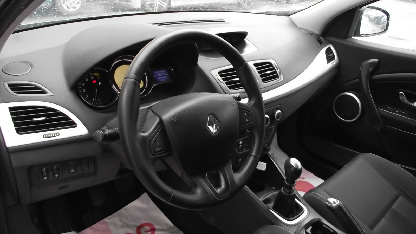 Renault Megane 1.6.i.110.k.c.6.speed.5.100 km. | Mobile.bg � ����������� 11
