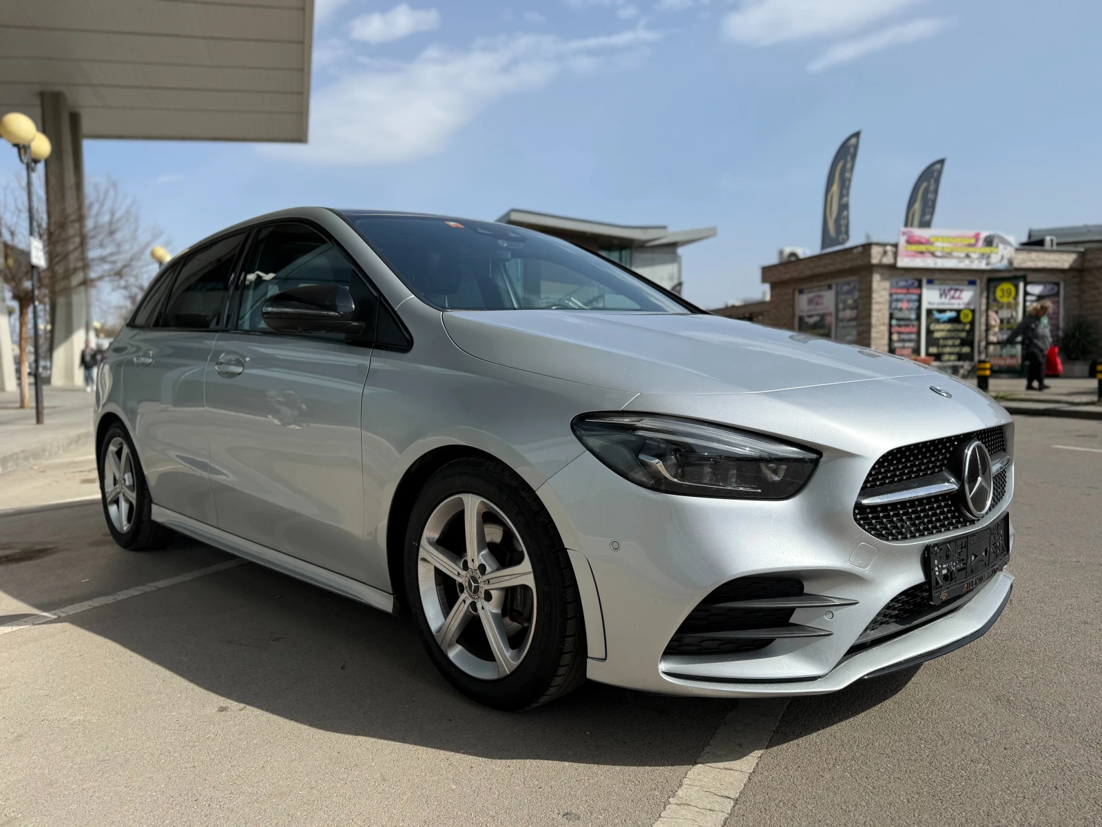 Mercedes-Benz B 200 6 МЕСЕЦА ГАРАНЦИЯ/163к.с. AMG Line/Ambient, снимка 6 - Автомобили и джипове - 53747115