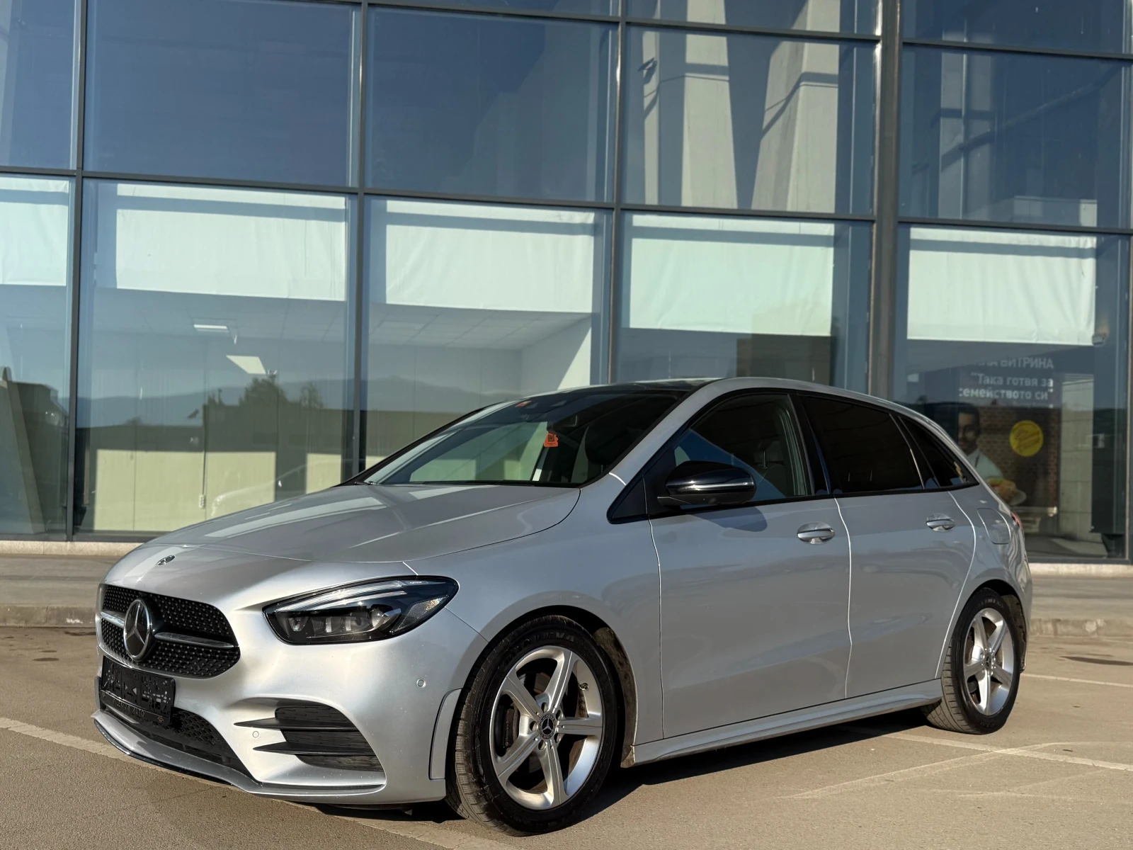 Mercedes-Benz B 200 6 МЕСЕЦА ГАРАНЦИЯ/163к.с. AMG Line/Ambient