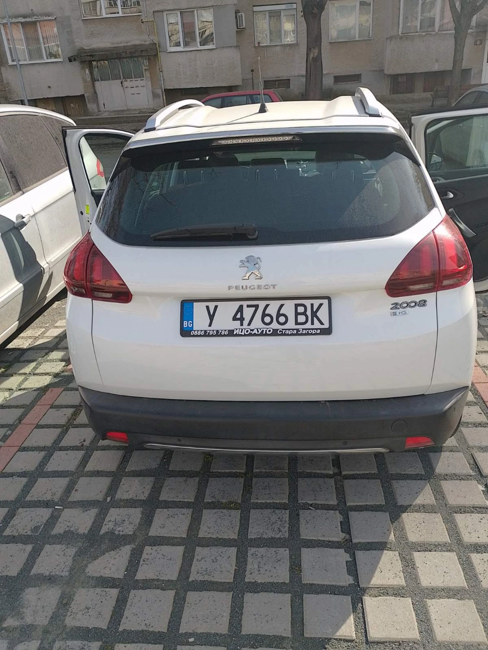 Peugeot 2008, снимка 2 - Автомобили и джипове - 53838144