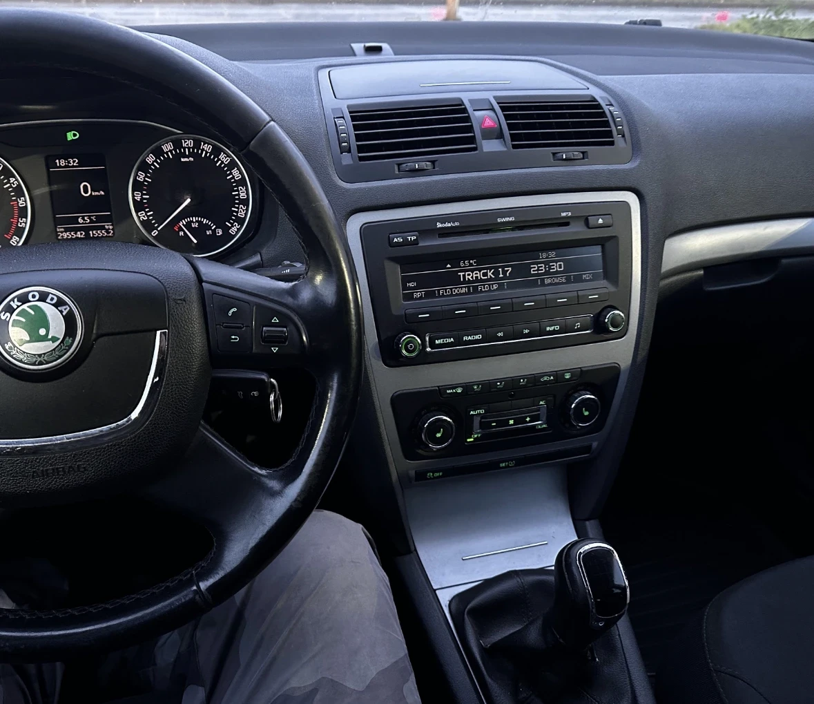 Skoda Octavia, снимка 4 - Автомобили и джипове - 53899653