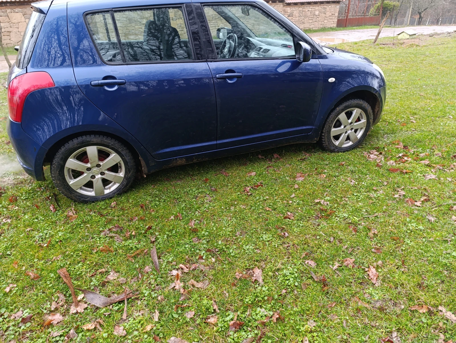 Suzuki Swift, снимка 3 - Автомобили и джипове - 53951545