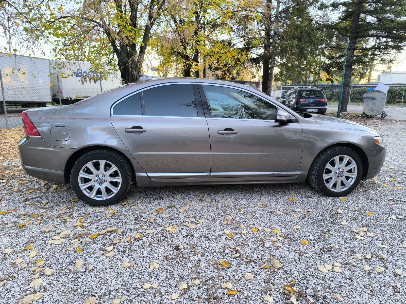 Volvo S80 2.4 D5 автомат 2010, поддържан, снимка 2 - Автомобили и джипове - 54070006