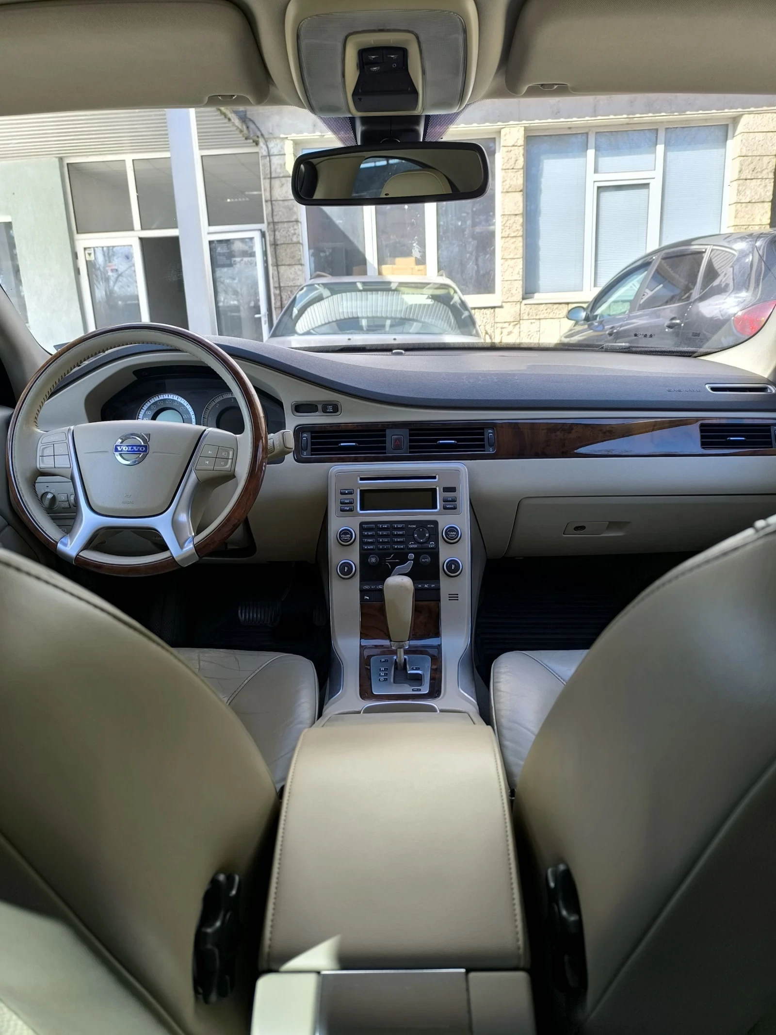 Volvo S80 2.4 D5 автомат 2010, поддържан, снимка 10 - Автомобили и джипове - 54070006