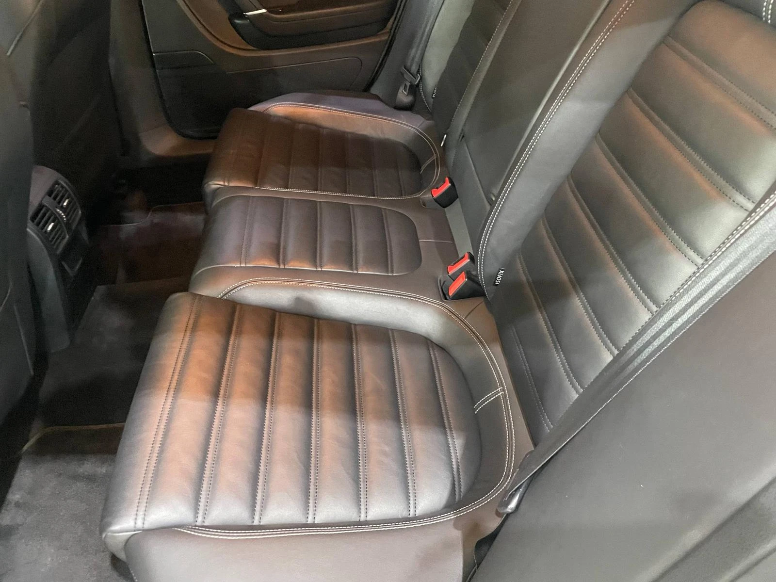 VW CC 2.0TDI BlueMotion ! R Line ! Facelift !, снимка 10 - Автомобили и джипове - 54133935