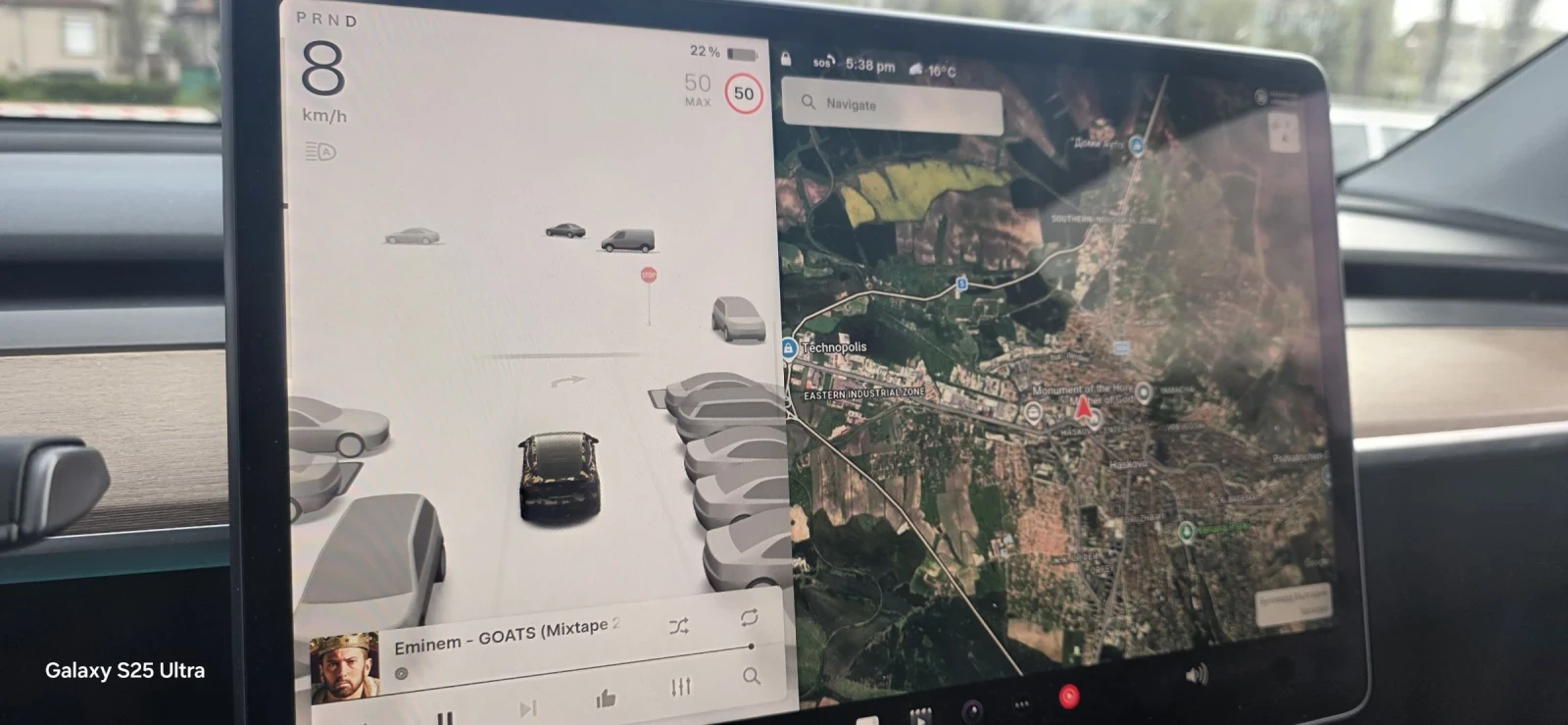 Tesla Model Y, снимка 2 - Автомобили и джипове - 54565148