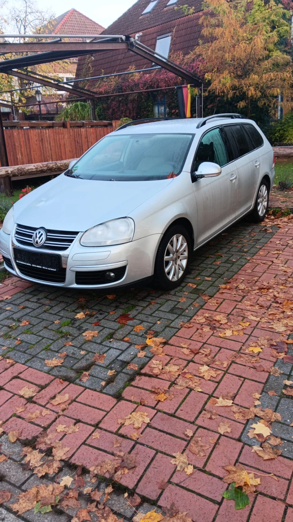 VW Golf Variant 1.4 TSI, снимка 2 - Автомобили и джипове - 54985073