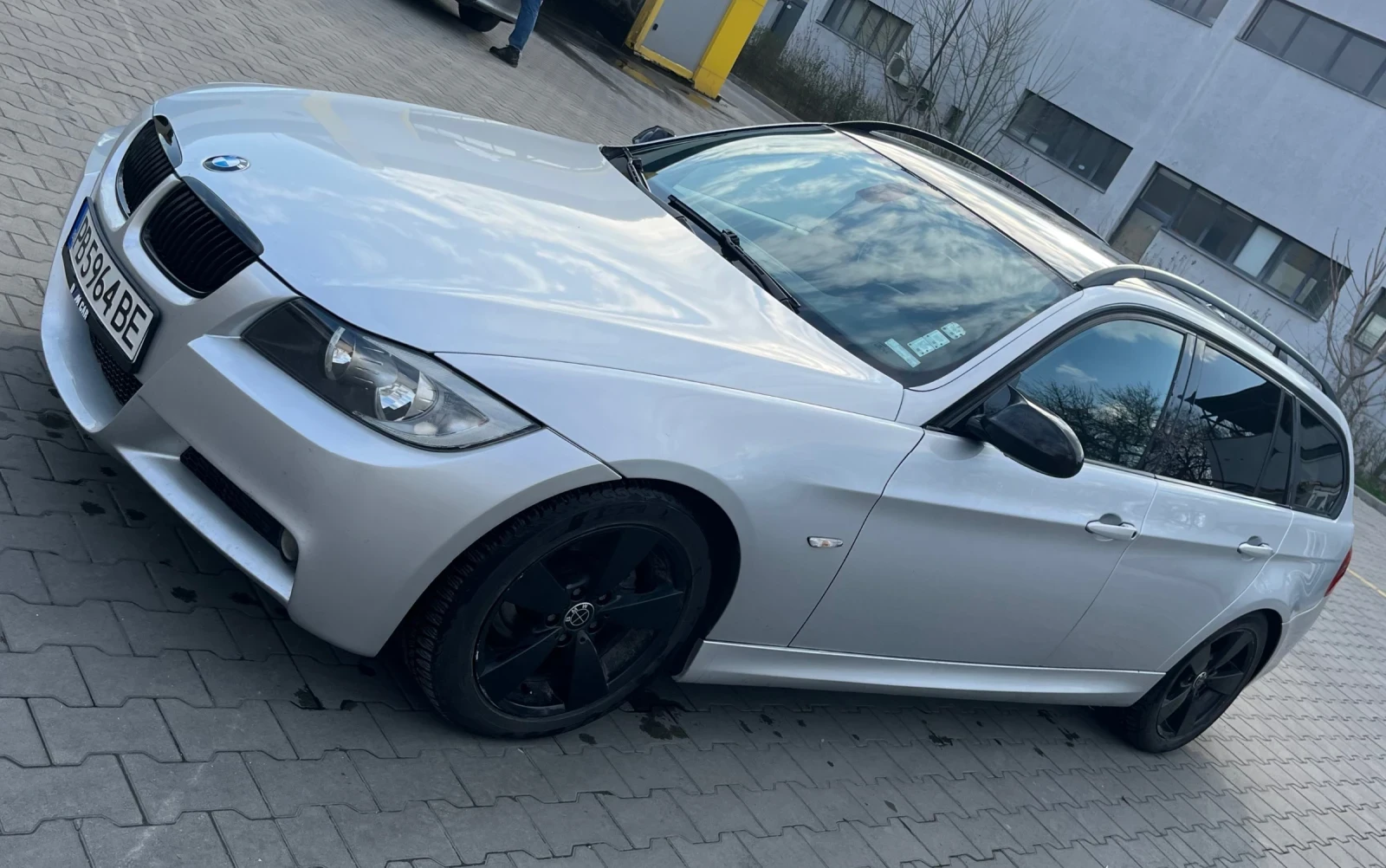 BMW 320 Е91 М47, снимка 3 - Автомобили и джипове - 55275169