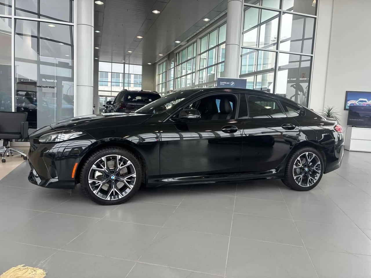 BMW 228 XDRIVE28i * ГЛАВНО ПРЕДСТАВИТЕЛСТВО НА BMW* , снимка 3 - Автомобили и джипове - 55539559