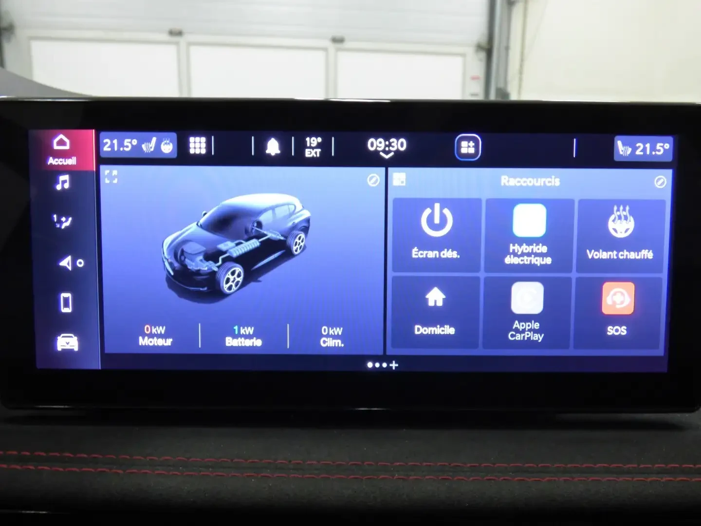 Alfa Romeo Tonale distronic* pano* подгрев* carplay* hybrid* ЛИЗИНГ, снимка 13 - Автомобили и джипове - 55844065