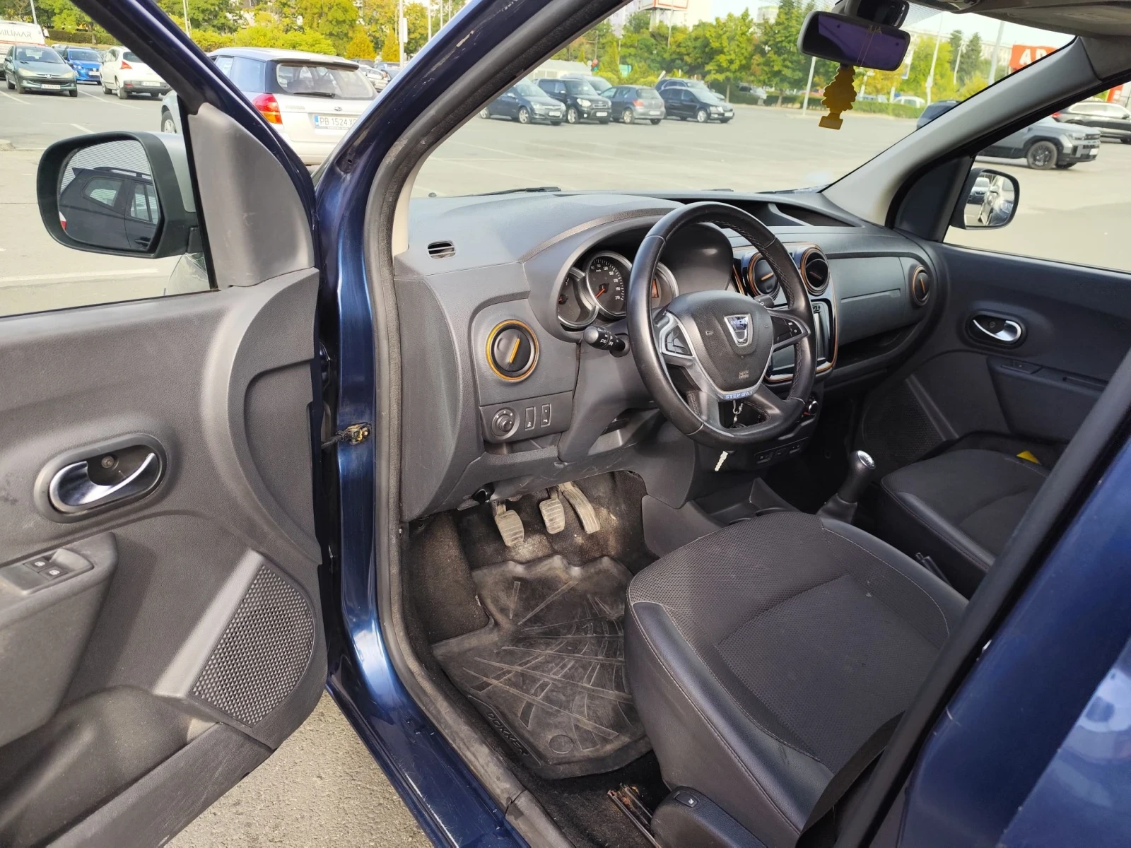 Dacia Dokker Stepway , снимка 5 - Автомобили и джипове - 56151349