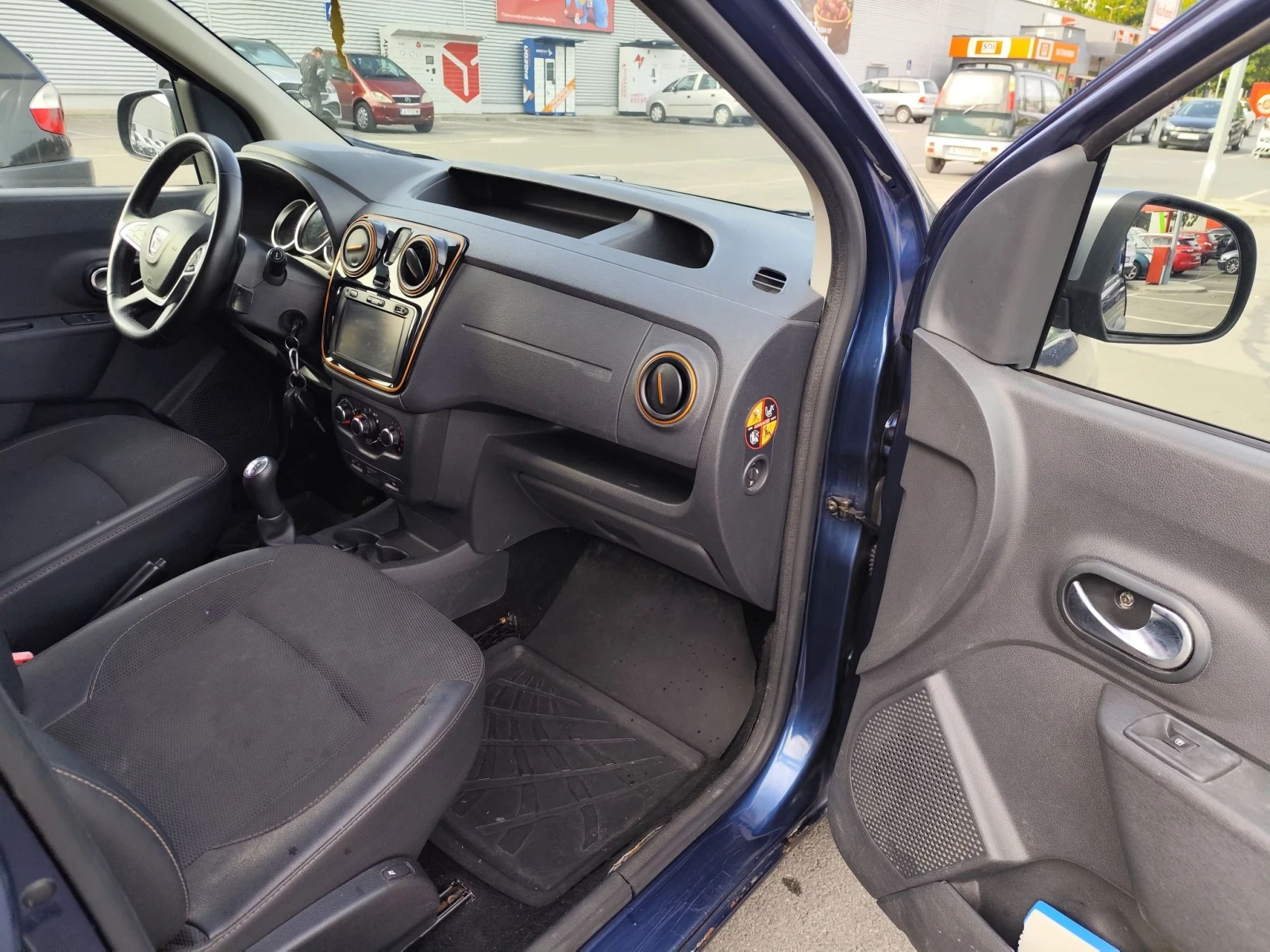 Dacia Dokker Stepway , снимка 6 - Автомобили и джипове - 56151349