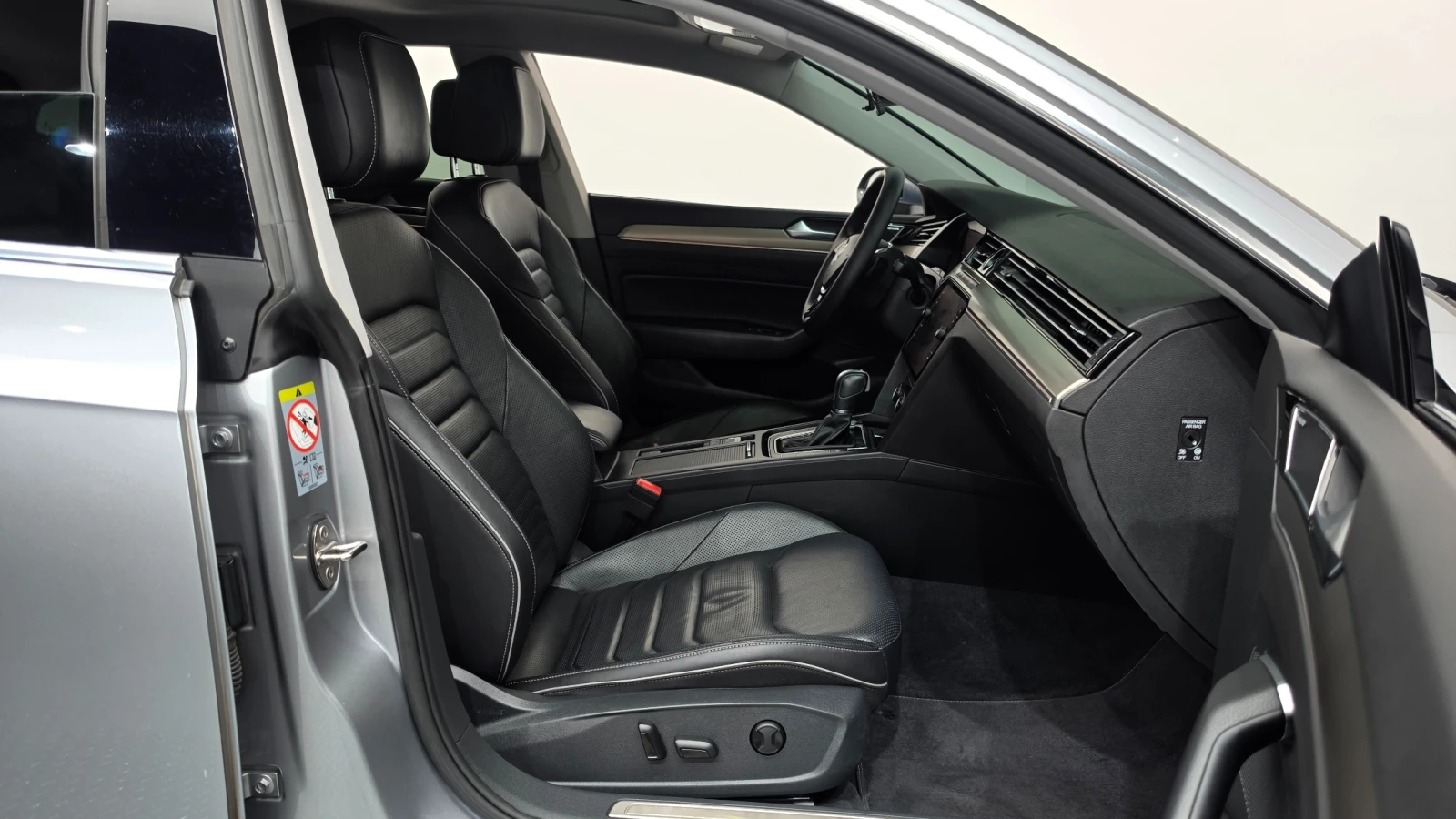 VW Arteon 2.0 TDI Prestige, снимка 10 - Автомобили и джипове - 56258310