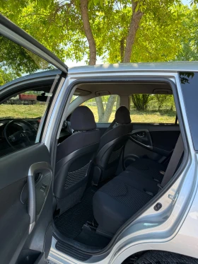 Toyota Rav4 2.2 D-4D 4x4, снимка 5