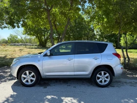 Toyota Rav4 2.2 D-4D 4x4, снимка 3