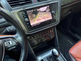 VW Tiguan Highline/CARFAX/Подгрев/Панорама/Памет/+ Гуми, снимка 9