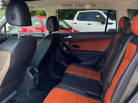 VW Tiguan Highline/CARFAX/Подгрев/Панорама/Памет/+ Гуми, снимка 17