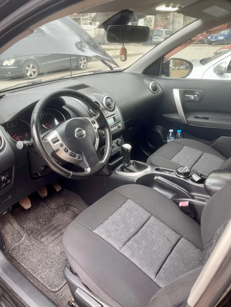 Nissan Qashqai 1.6 Газ!Перфектна!, снимка 9 - Автомобили и джипове - 48358284