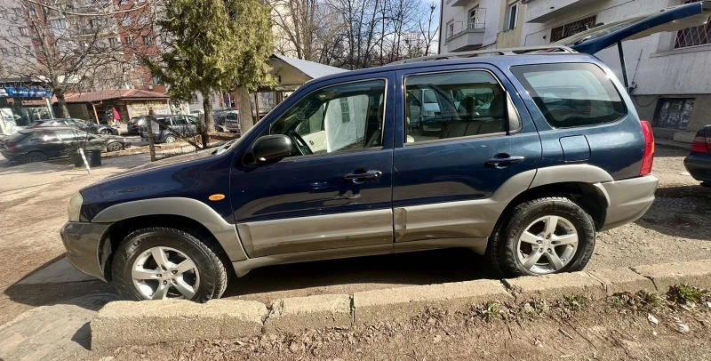 Mazda Tribute 3.0 V6, снимка 6 - Автомобили и джипове - 49444585