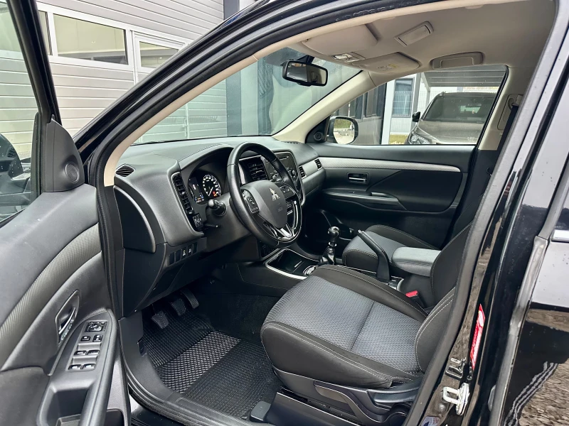 Mitsubishi Outlander 2.2DID 150кс ФЕЙС 4х4 ИТАЛИЯ ТОП СЪСТОЯНИЕ, снимка 9 - Автомобили и джипове - 52566742